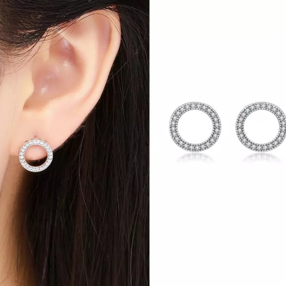 Sterling silver stud round earrings - Picture 4 of 6